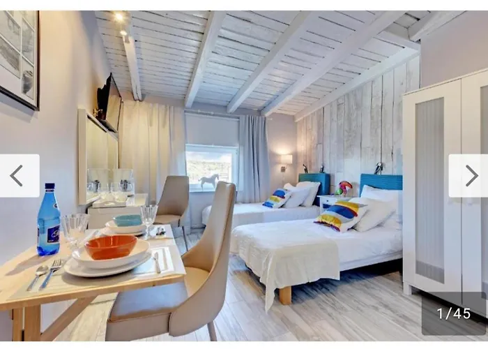 Kamienica Hotelowe Komfortowe Lozka, Plaza Orlowo Molo Albergue Gdynia